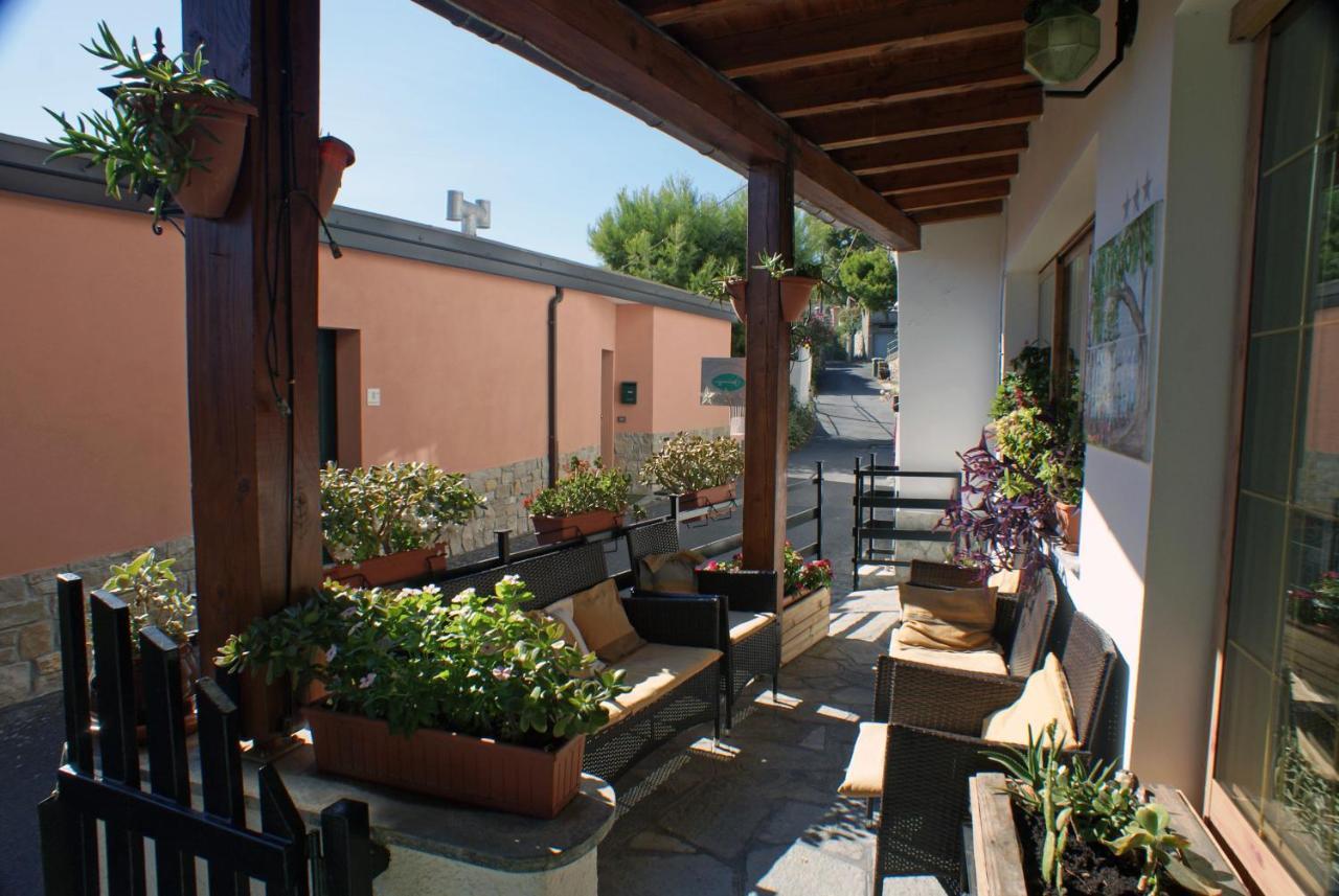 Albergo La Pineta Andora Exterior foto