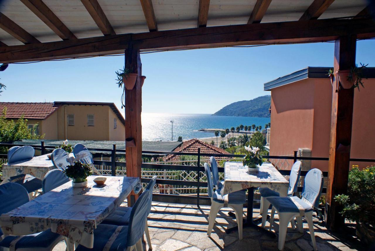 Albergo La Pineta Andora Exterior foto