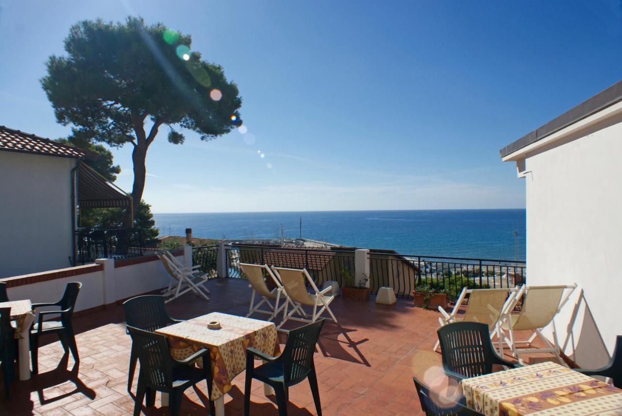 Albergo La Pineta Andora Exterior foto